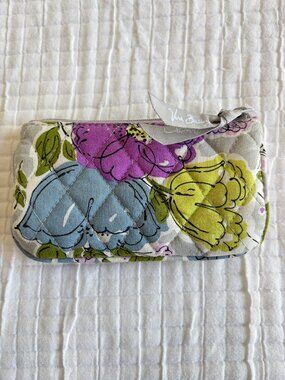 Vera Bradley Quilted Floral Zip ID Case Coin Purse Key Ring Wallet Pouch